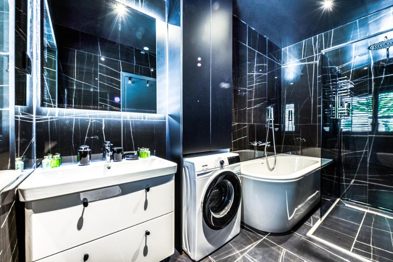 One B With Heated Private Pool Apartamento *